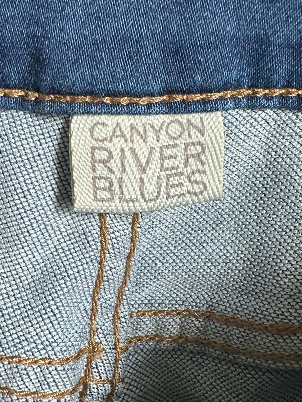 Canyon River Blues Skinny Jeans Women’s Size 4 Medium Wash Mid Rise Stretch